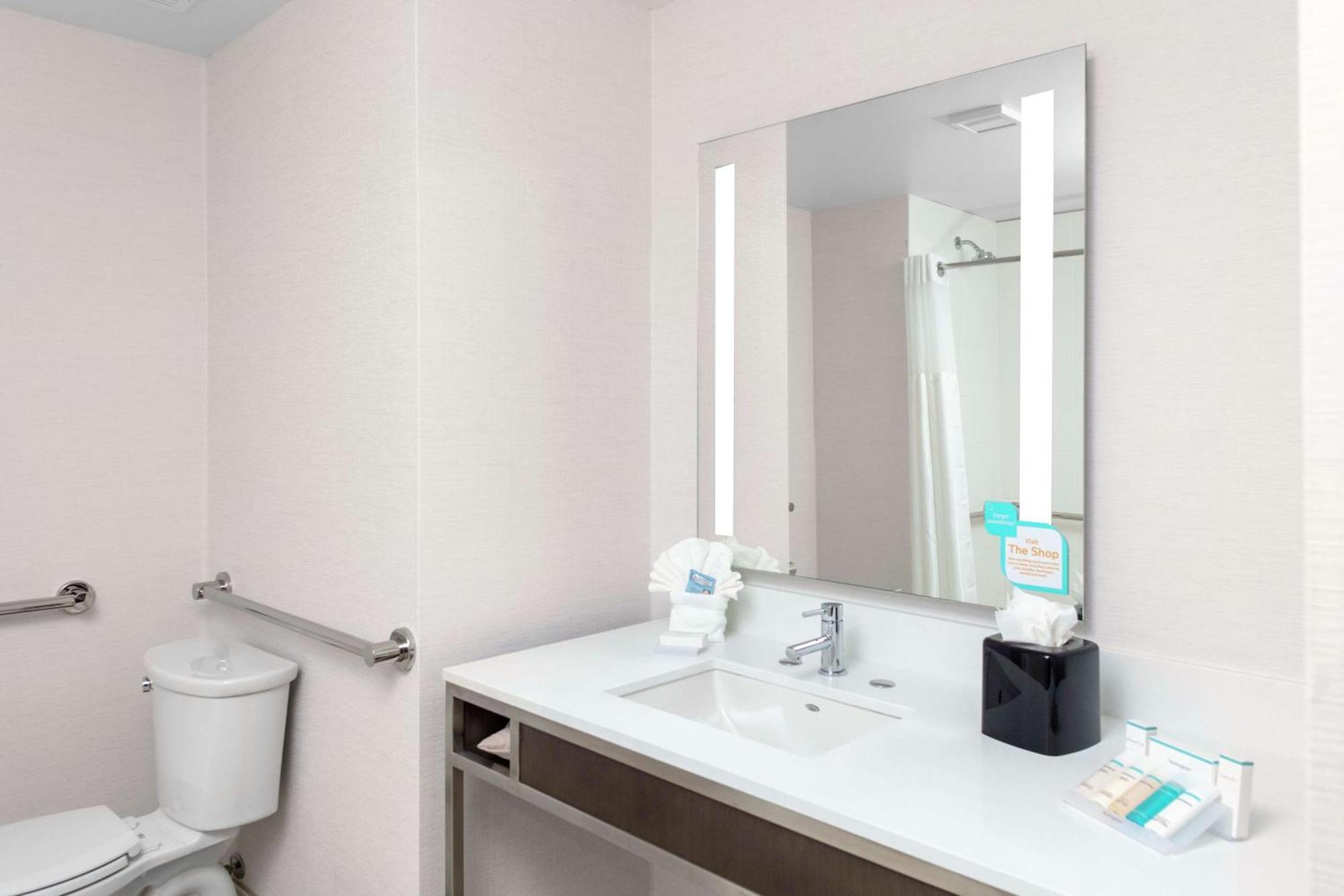 Hilton Garden Inn Denver/Торнтон Экстерьер фото